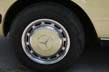 image of car_wheel