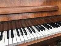 image of piano #18