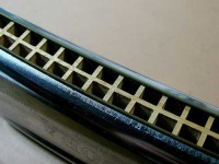 image of harmonica