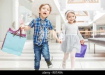 image of people_shopping