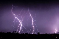 image of thunderstorm