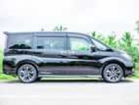 image of step_wagon_car
