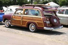 image of beach_wagon_car