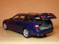 image of beach_wagon_car