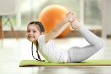 image of people_do_yoga