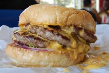 image of cheeseburger