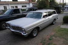 image of beach_wagon_car