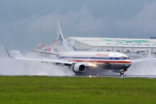 image of airliner
