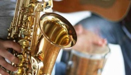 image of saxophone