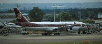 image of airplanes
