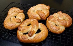 image of pretzel
