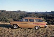 image of beach_wagon_car