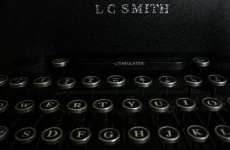image of typewriter_keyboard