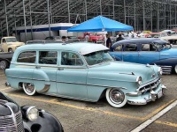 image of beach_wagon_car