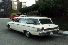 image of beach_wagon_car