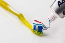 image of toothbrush