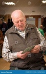 image of people_playing_cards