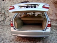 image of beach_wagon_car