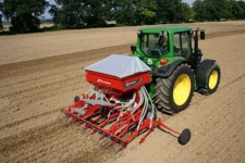 image of farming_tools_and_machinery