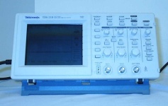 image of oscilloscope #14