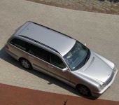 image of beach_wagon_car