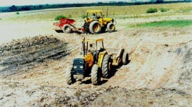 image of farming_tools_and_machinery