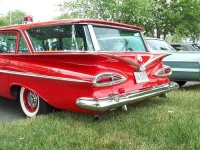 image of beach_wagon_car
