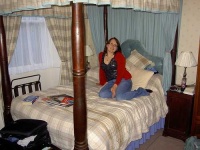 image of four_poster