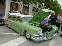 image of beach_wagon_car