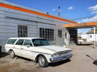 image of beach_wagon_car