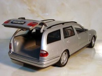 image of beach_wagon_car