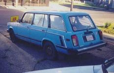 image of beach_wagon_car