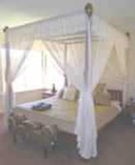 image of four_poster