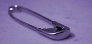 image of safety_pin