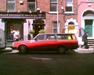 image of beach_wagon_car