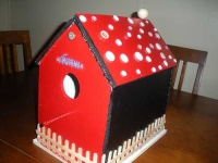 image of birdhouse