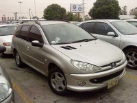 image of beach_wagon_car