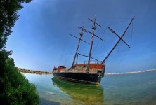 image of pirate_ship