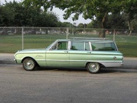 image of beach_wagon_car