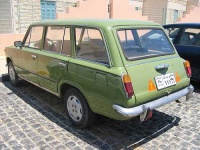 image of beach_wagon_car