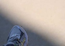 image of running_shoe