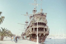 image of pirate_ship