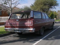 image of beach_wagon_car