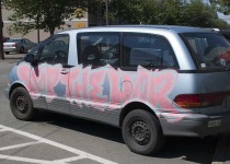 image of minivan