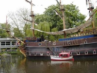 image of pirate_ship