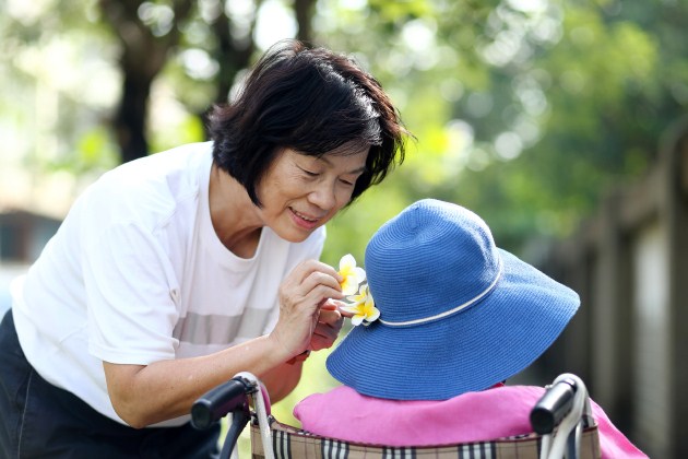 龍應台:我對兒子的愛需索無度,卻從未想過母親可能想念我|天下雜誌