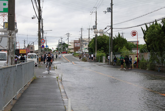 大雨肆虐 日本投入5.4萬人41直升機救災