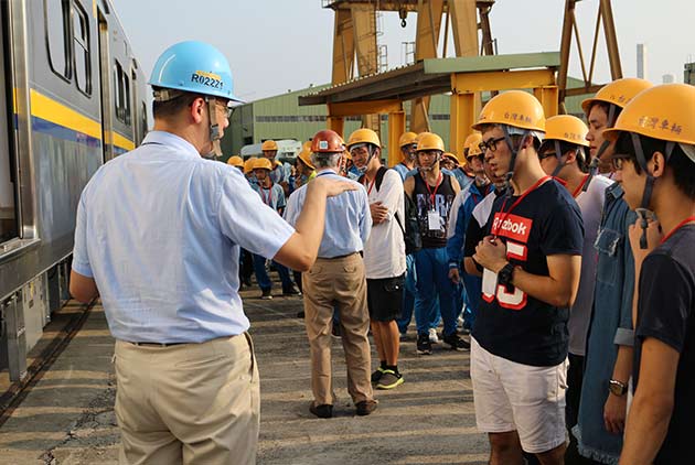 1公里V.S 60人軌道建設產業崛起