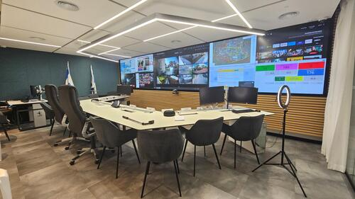 Project example logo