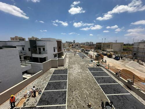 Project example logo